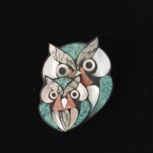 BROOCH Mother of pearl  with 2 owl